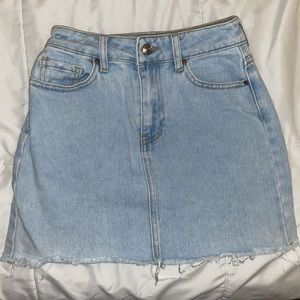 PACSUN MINI SKIRT SIZE SMALL